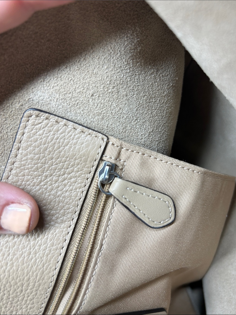 0636 Coach Leather Tote Bag in Cream 269130636 - Picture 9 of 14